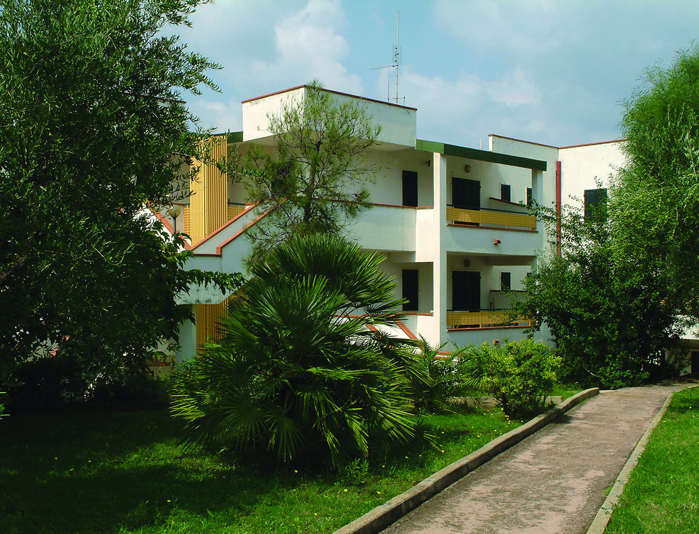Hotel Villaggio Costa Ripa Роди-Гарганико Экстерьер фото